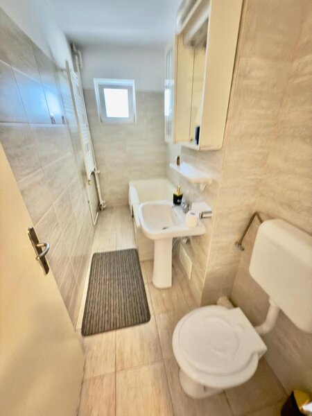 Universitate, 2 camere mobilat/ utilat, Bd. Balcescu/ negociabil.